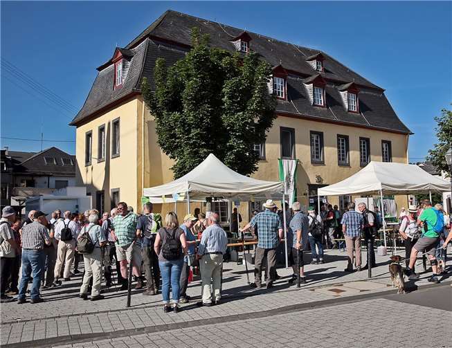 Das Sommerfest des Eifelvereins Ortsgruppe Adenau findet parallel zum Bezirkswandertag statt. Eifelverein Adenau