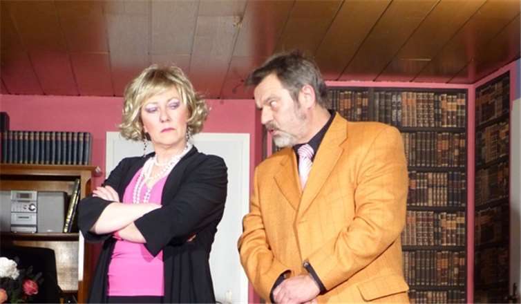 Das Spiel der Protagonisten sorgt für viel Heiterkeit beim Publikum. privat