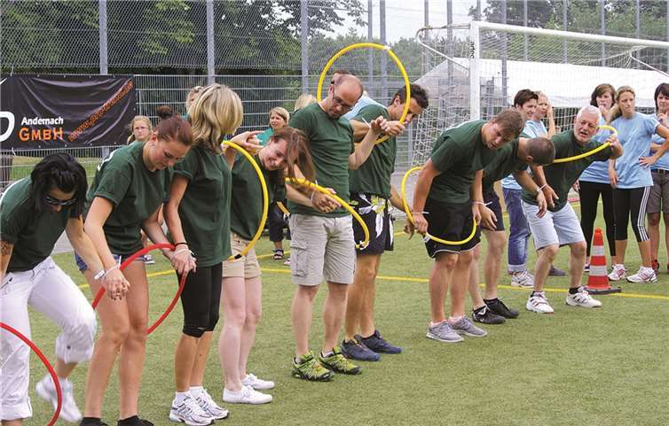 Das „Spiel ohne Grenzen“, bei dem sechs Dorfmannschaften gegeneinander antraten, die sich aus sechs jeweils gleichgroßen Teilen Eichs rekrutierten, war ein Riesenerfolg. privat