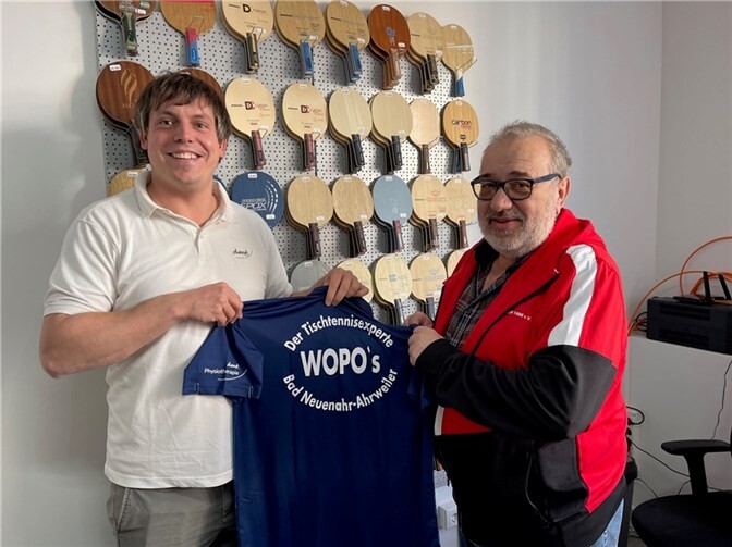 Das Sponsoring umfasst die finanzielle Unterstützung bei der Beschaffung neuer Trikots für die Herrenmannschaften des TuS-PSV. Foto: privat