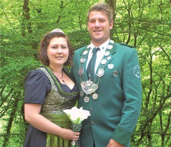 Das St. Georg Königspaar, Christian Lehnert und Sarah Jünger, freut sich auf die bevorstehende Veranstaltung.privat