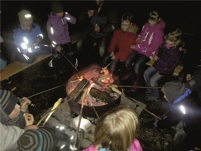 Das Stockbrot ist ein absolutes „Muss“ bei der Vater-Kind-Aktion.  Privat