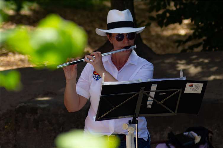Das Tambour Corps Erpel spielte ein beeindruckendes Platzkonzert (Foto: Nina Wam...