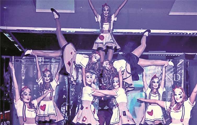 Das Tanz-Ensemble Rio Palace bietet ab nächstes Jahr ein neues Programm. privat