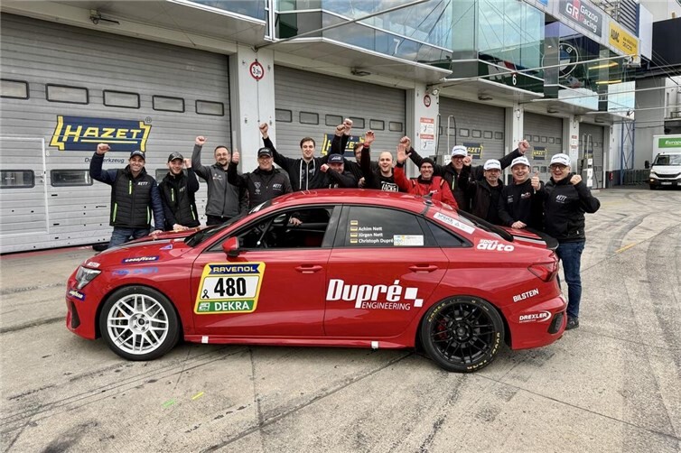 Das Team Dupré mit den erfolgreichen Fahrern Jürgen Nett, Achim Nett und Christoph Dupré