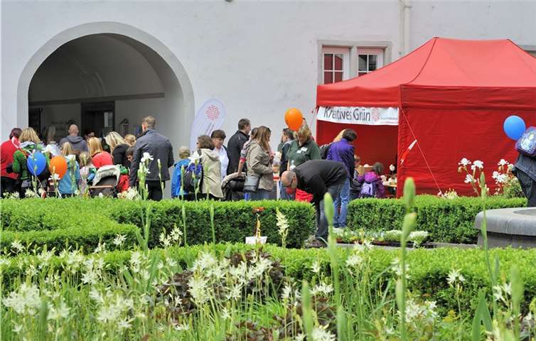Das Team „Kreatives Grün“ freut sich am Samstag, 26. Mai von 10 bis 18 Uhr auf viele Besucher in der Koblenzer Altstadt.KOGA
