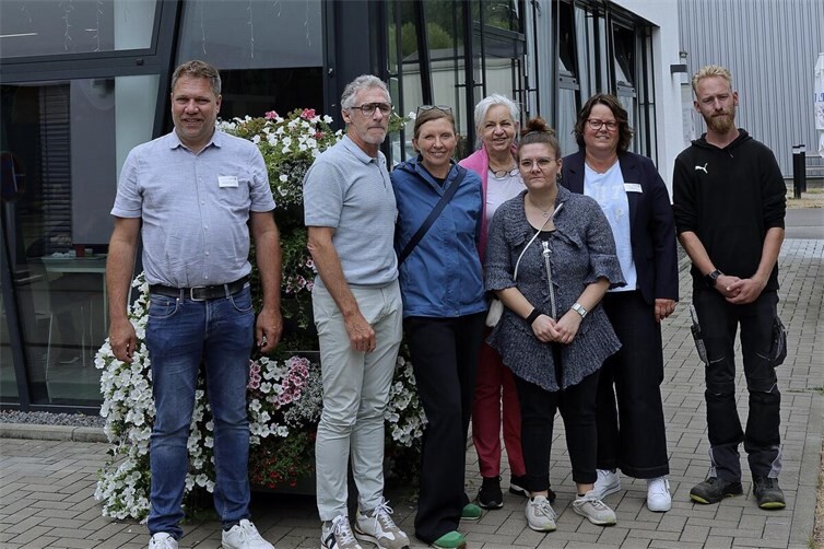 Das Team der Caritas Werkstatt Adenau begrüßt Corinna Rüffer MdB der GRÜNEN und Claudia Schmitz zum Austausch.