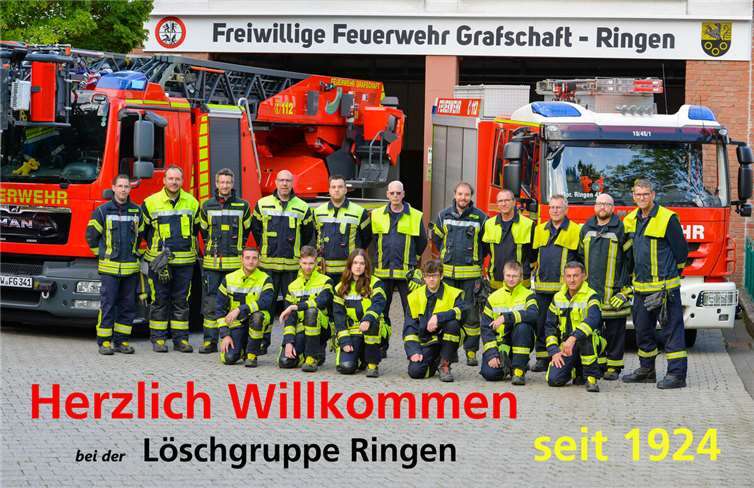Das Team der Feuerwehr freut sich auf viele Besucher.  Foto: