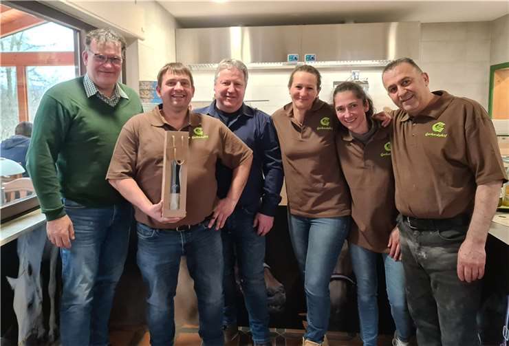 Das Team der Gaststätte Gerhardshof freut sich über den Neustart.  Foto: privat