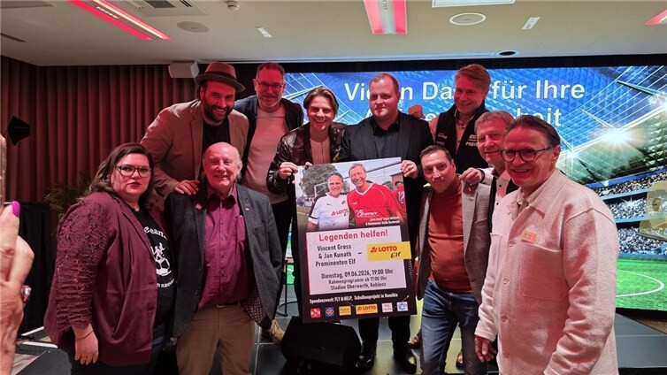 Das Team der Koblenzer Schängel Kultur, umrahmt von einigen bekannten Persönlichkeiten, freut sich auf das Spiel am 9.Juni in Koblenz.