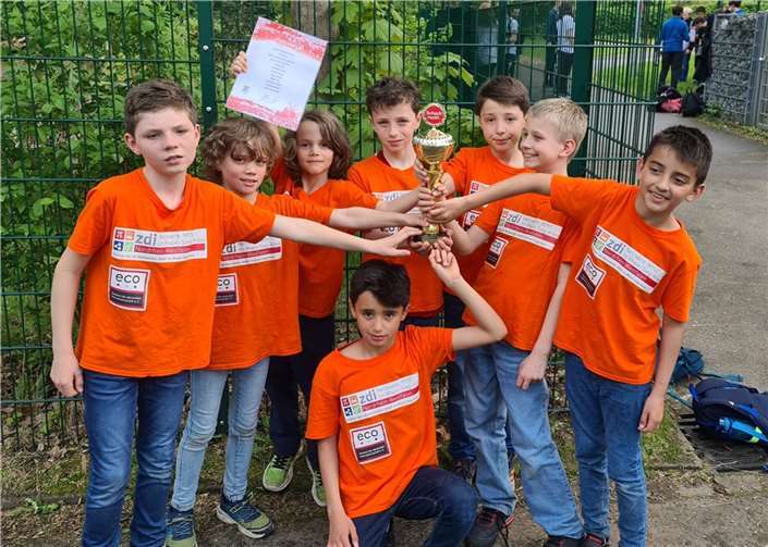 Das Team der Rheinbacher Grundschule Sürster Weg holte beim NRW-Schulschach-Cup den 2. Platz.  Foto: privat