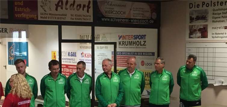 Das Team der SK Münstermaifeld bei der Vorstellung.SK Münstermaifeld