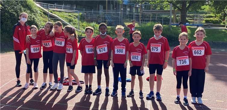 Das Team der U12 des TuS Dierdorf. Fotos: privat