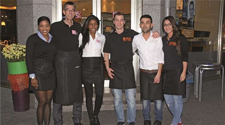 Martin Hahn packt an: Bäckerei Geisen und Eiscafé Brustolon 