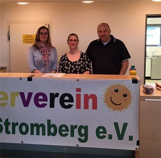 Das Team des Fördervereins sorgte mit Kaffee und Kuchen für das leibliche Wohl der Verkäufer und Gäste. privat