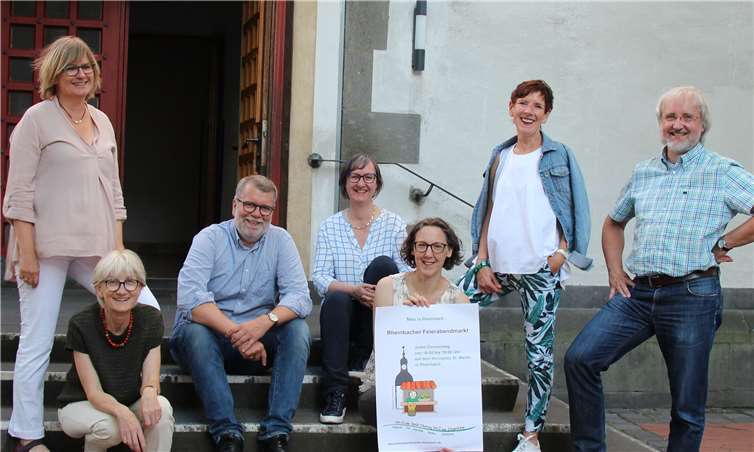Das Team des Rheinbacher Feierabendmarktes ist mit dem Preis „Klimaschutzheld*in 2020“ von Westenergie ausgezeichnet worden.Foto: Beate Behrendt-Weiß