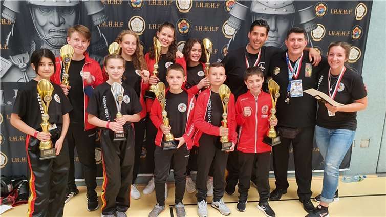 Das Team mit Veranstalter Salvatore Tiso.Fotos: privat