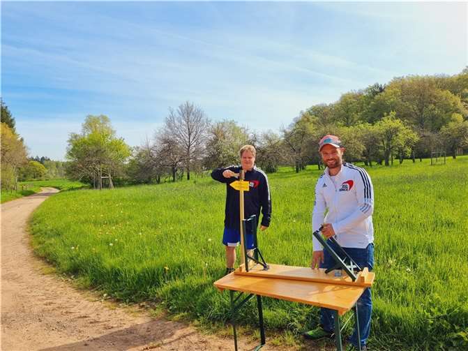 Das Team rund um das Freizeitbüro Franziskaner mobil bereitet sich auf den großen Ebernacher Wandertag vor. Foto: J. Junglas