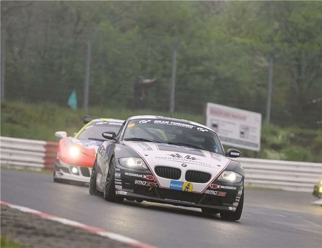 Das Team rund um den Bendorfer Daniel Zils setzte sich bei durchwachsenem Wetter auf Ring durch und erkämpfte sich den zweitbesten Rang in ihrer Klasse.