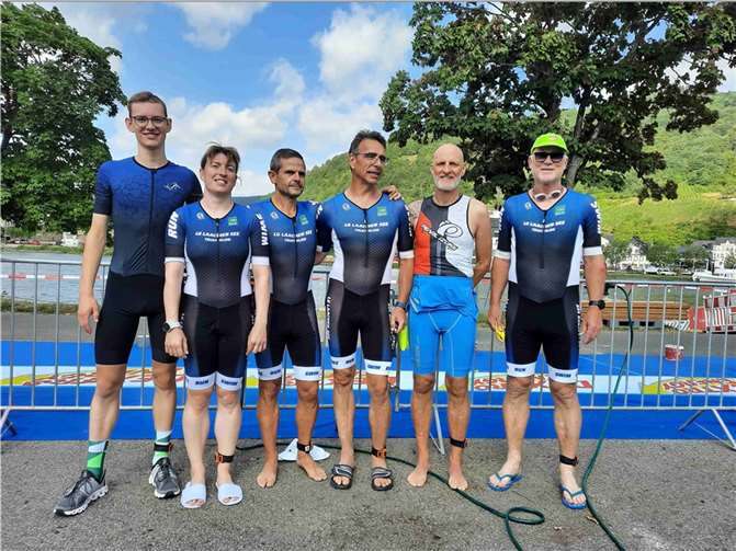 Das Team vom Laacher See nach dem erfolgreichen Triathlon an der Mosel (v.l.) Jan Klapperich, Saskia Alflen, Michael Krämer, Axel Schäfer, Ingo Schulze und Roland Wesche.  Foto: privat