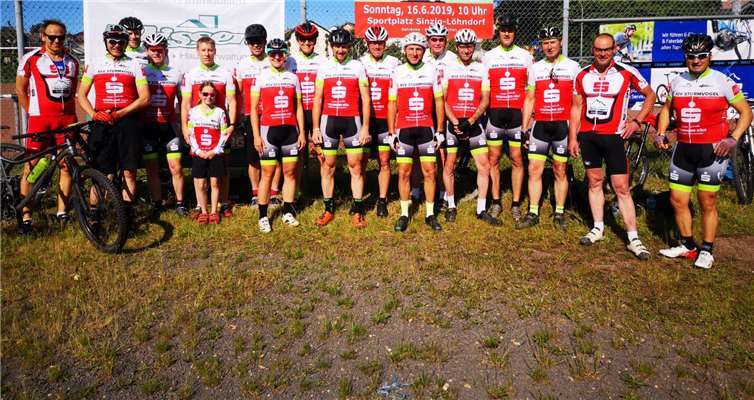 Das Team vom RSV Sturmvogel nahm am vierten OXen Trail teil. Fotos: privat