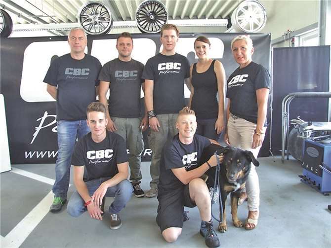 Das Team von CBC Performance freut sich über den neuen Standort.