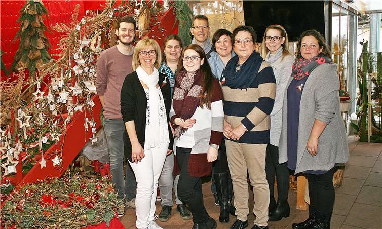 Das Team von Floristik & Gärtnerei Hammer freute sich über viele Besucher im 550 Quadratmeter großen Ausstellungsbereich.-RÜ-