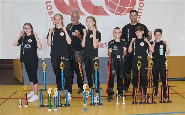 Das Team von Tomburg Boxing Rheinbach e.V. Foto: privat