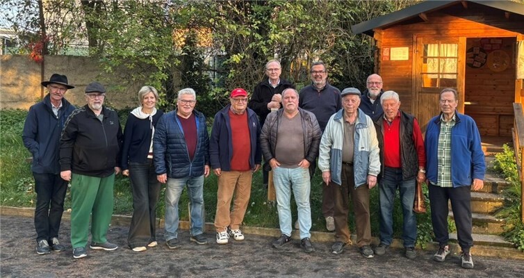 Das Teilnehmerfeld. Foto: DJK Ochtendung