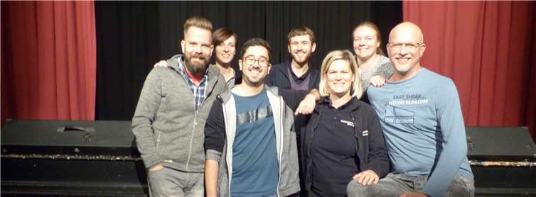 Das Theaterensemble freut sich auf viele Zuschauer bei ihrer Generalprobe. Privat