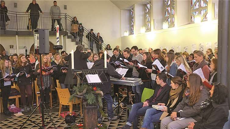 Das Thema "Liebe" in all seinen Facetten hat sich der Junge Chor Marienberg für seine Auftritte in diesem Jahr ausgesucht. privat