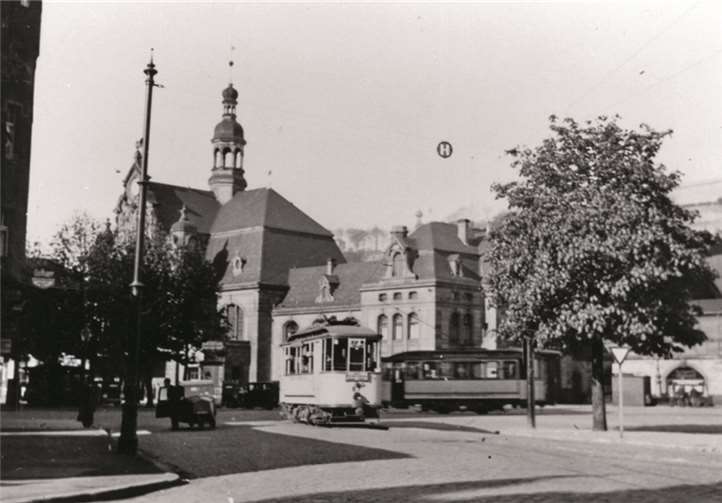 Das Thema des 30. Kalenders „Straßenbahnbilder aus der Vorkriegszeit“.privat