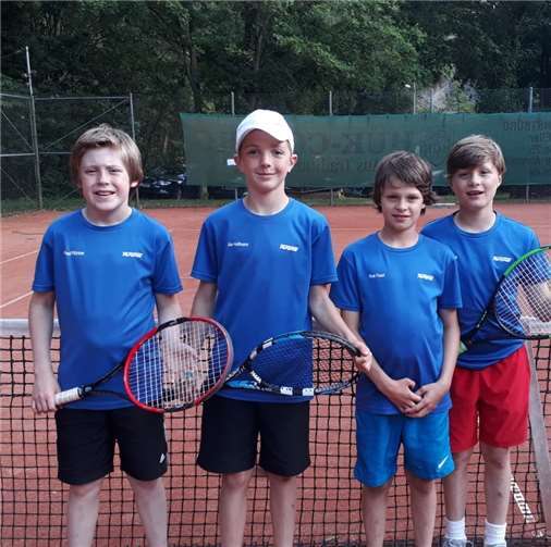 Da geht noch mehr! Das U12 Team besteht aus Paul Pförtner, Jan Hoffmann, Neal Faust und Rio Faust.
