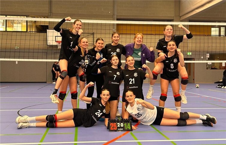 Das U16 Team der Drachenländer Volleys hat sich ihren Traum vom Saisonfinale auf beeindruckende Weise erfüllt. Foto: privat