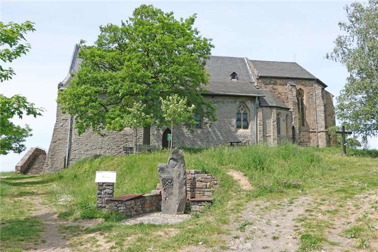 Umweltnetzwerk Kirche lädt zu Exkursion in die Wallfahrtskirche Bleidenberg ein Das Umweltnetzwerk Kirche Rhein-Mosel e.V. lädt am Freitag, den 17. Oktober, zu einer Exkursion zur Wallfahrtskirche auf dem Bleidenberg in Oberfell ein. Foto: Kreisverwaltung Mayen-Koblenz