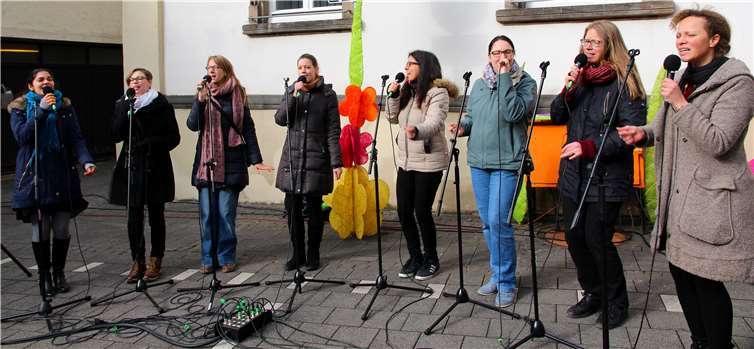 Das Vokalensemble „Ladies Surround“ sorgte für die musikalische Untermalung.