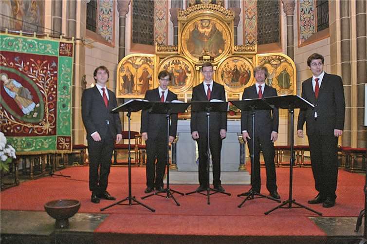 Das Vokalquintett „Thios Omilos“ in der katholischen Pfarrkirche.privat