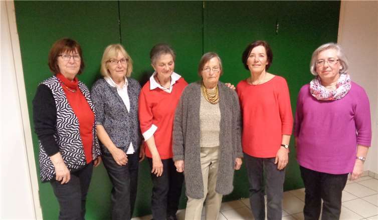 Das Vorstandsteam der Frauengemeinschaft St. Genovefa: (v.li.) Christel Zerwas, Maria Krupp, Hella Mintgen, Inge Geisen, Rita Heutelbach.Privat