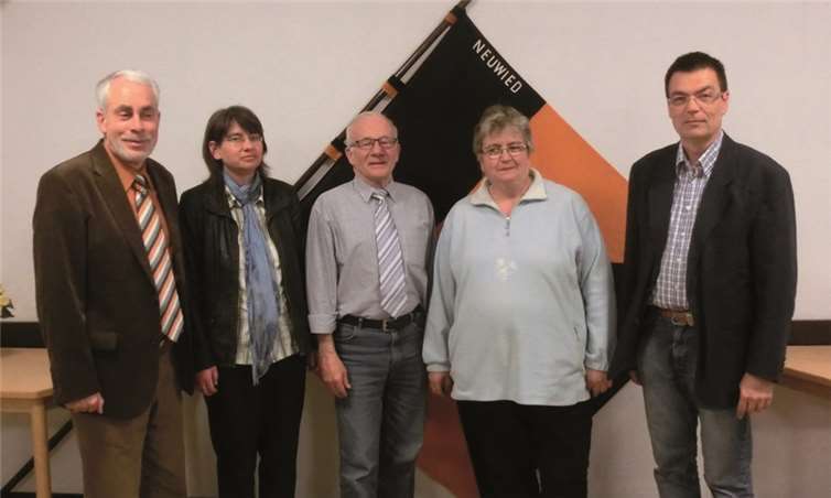 Das Vorstandsteam: (v.l.) Siegbert Rathenow, Elisabeth Kaiser, Werner Hammes, Margot Potreck und geistiger Leiter Andreas Bühler. Nicht auf dem Foto: Wilfried Urmersbach. privat