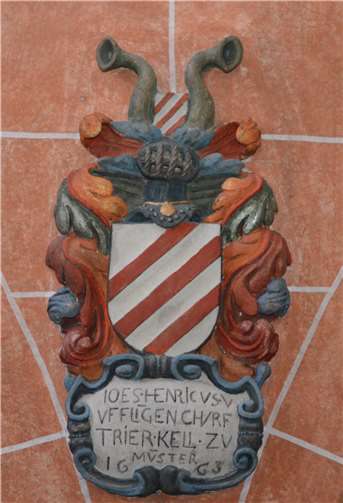 Das Wappen des erzbischöflichen Amtmannes (Kellner) von Münstermaifeld Johannes Heinrich von Ufflingen (1619 - 1680).