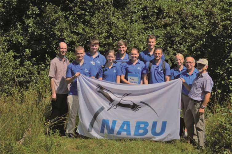 Das Werberteam in seinen blauen NABU-Shirts, links Olaf Strub Landesgeschäftsführer und rechts Alfred Pohl. privat