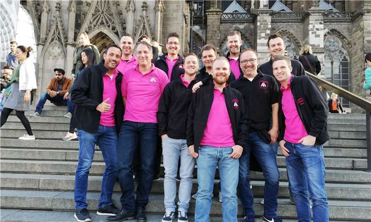 Das Wetter und die Laune stimmen auf der Tour der Saffiger Kegelbuben ParamPampam e. V. nach Köln. Christian Greiner