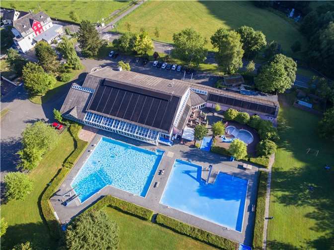 Petition zum Erhalt des Wiedtalbades gestartet Das Wiedtalbad in Hausen. Foto: Andreas Pacek / Touristik-Verband Wiedtal e.V.
