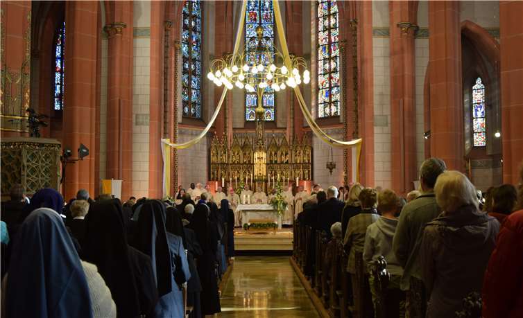 Das „Wunder von Dernbach“ wurde von den Christen gefeiert. Bistum Limburg