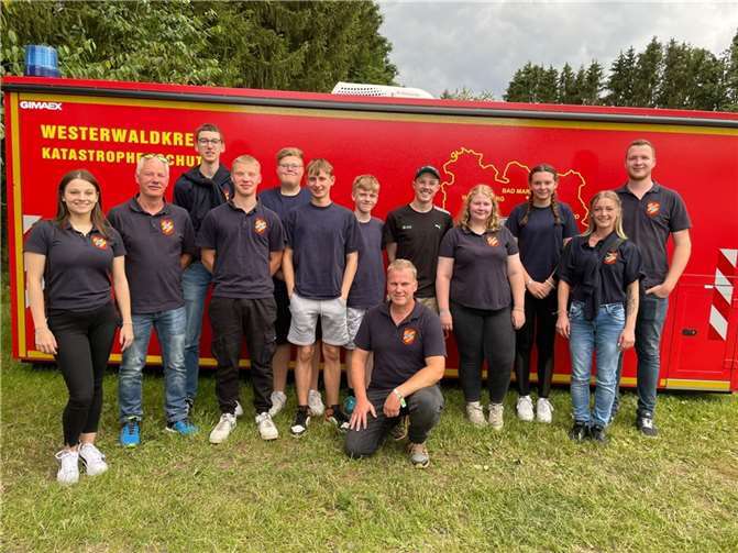 Das Zentrum für die Jugendfeuerwehren aus dem Westerwald war das Gelände rund um den Postweiher an der schönen Westerwälder Seenplatte.  Fotos: Feuerwehr Nordhofen