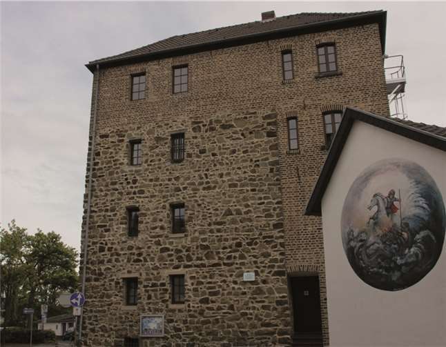 Das Zuhause der Georgspfadfinder in Rheinbach ist der Kallenturm. Er wurde in zahlreichen Stunden saniert und renoviert.