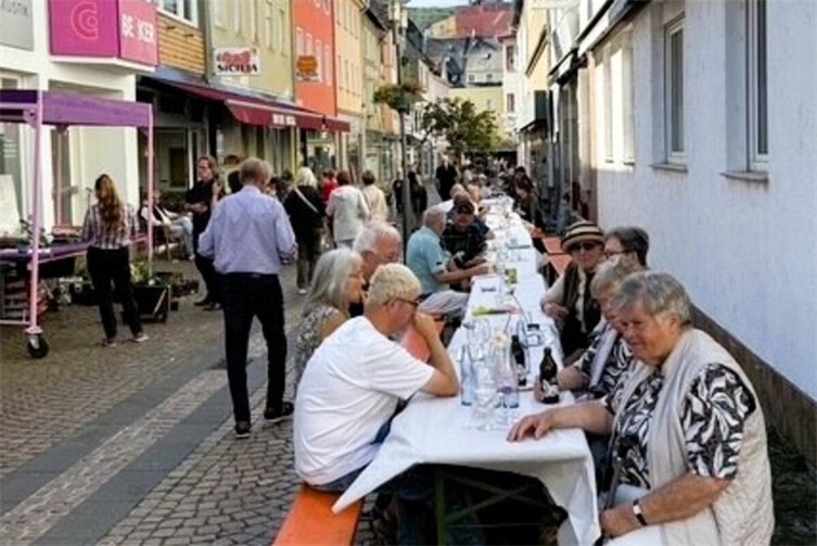 Das Zwiebelkuchenfest war ein Treffpunkt für viele Generationen.