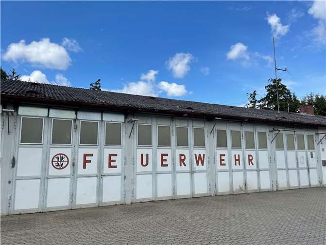 Sinzig: Zähes Ringen um das neue Feuerwehrhaus  Das alte Feuerwehrhaus in der Friedrich-Ebert-Straße erfüllt nicht mehr die Anforderungen einer modernen Wehr.  Foto: ROB