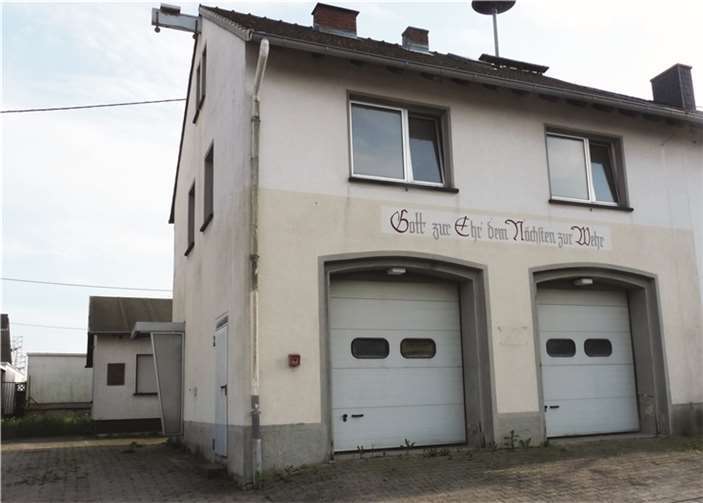 Das alte Feuerwehrhaus in der Gänsehalsstraße wird an den Meistbietenden verkauft.