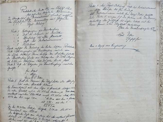 Das alte Protokollbuch des SPD-Ortsvereins Metternich. Foto: privat